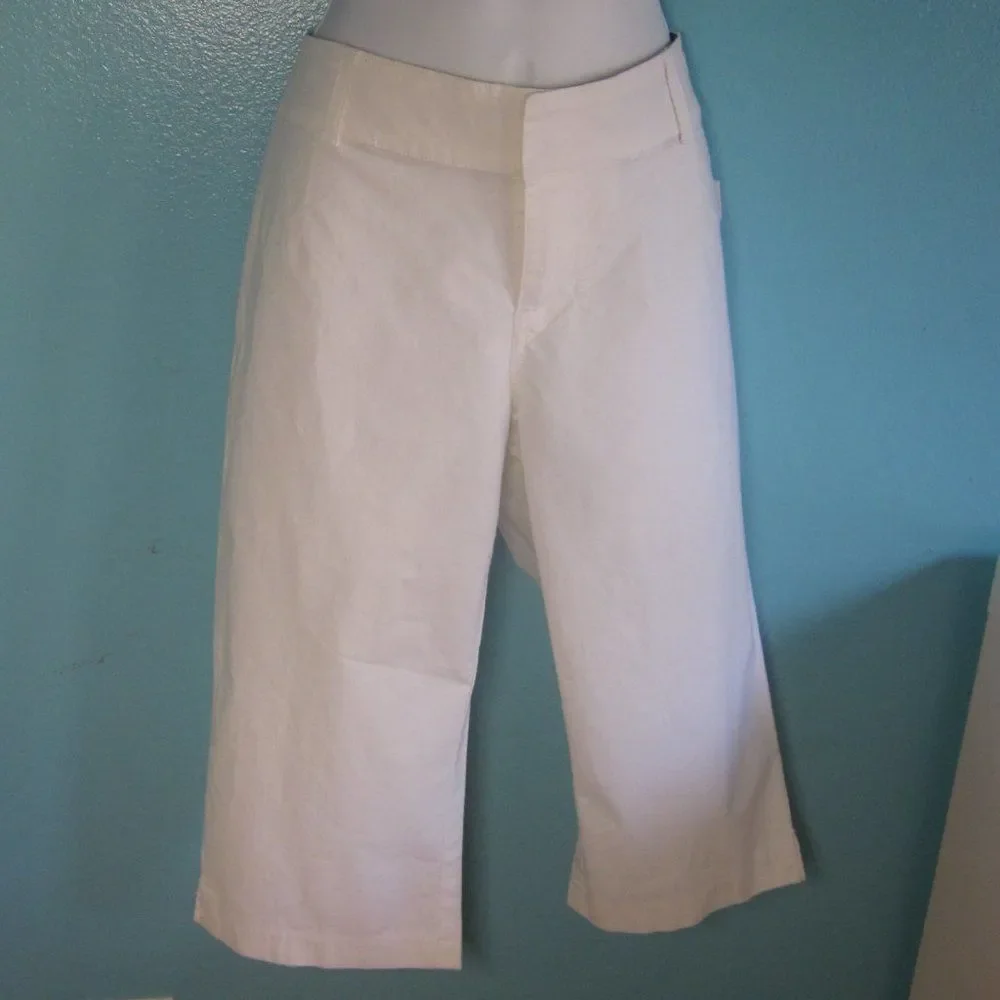 Body Glove White Cotton Shorts Juniors Size 11 NEW  36